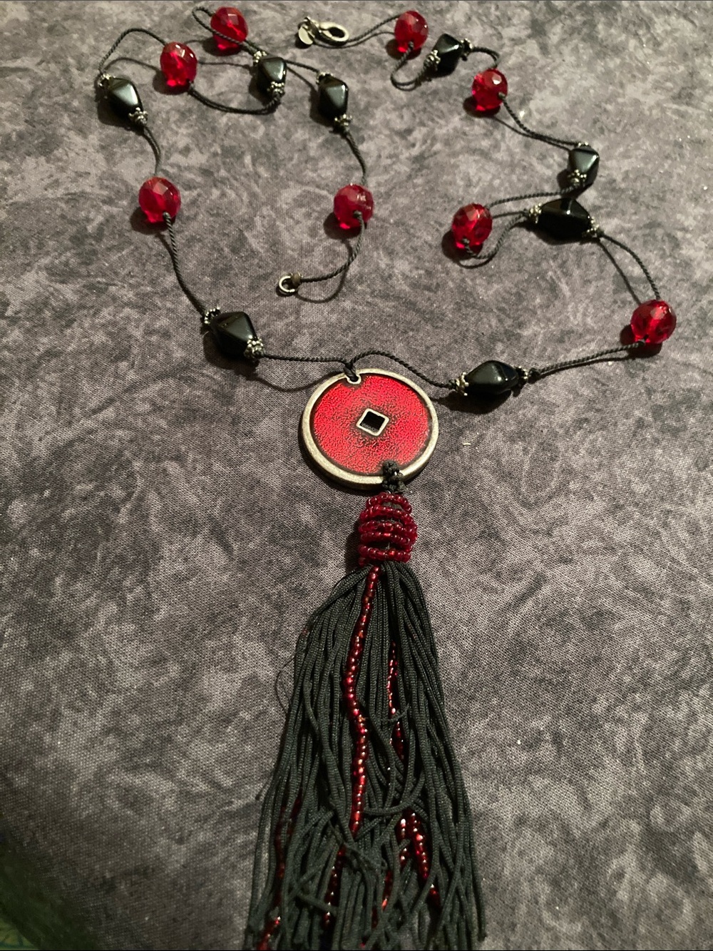 Red and Black Tassel Pendant Necklace - Women Jewelry